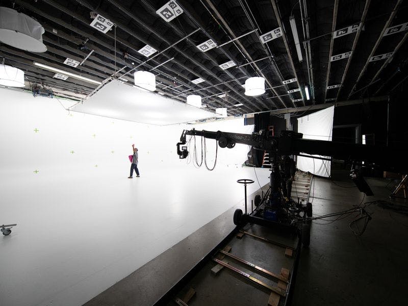 Commercial film production behind the scenes quantum metric 20220114 jmills 0033